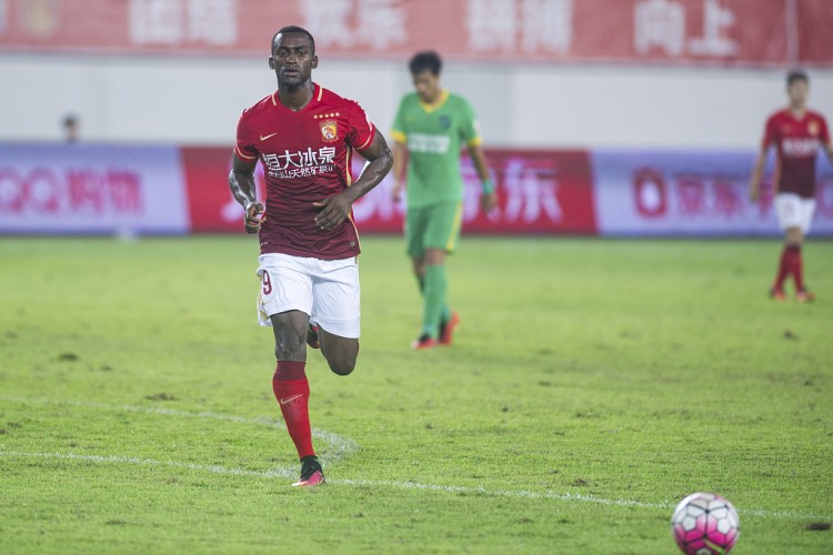 記錄報(bào)：39歲杰克遜-馬丁內(nèi)斯可能復(fù)出，最終決定預(yù)計(jì)在下周做出